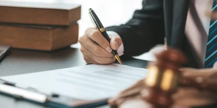 Respaldo de Datos para Bufetes en el Sur de la Florida: Protege los Expedientes de tus Clientes con Cyber Cloud Backup de Acronis